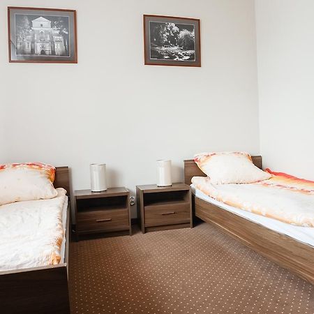 Sleep In Lomza Apartment Room photo
